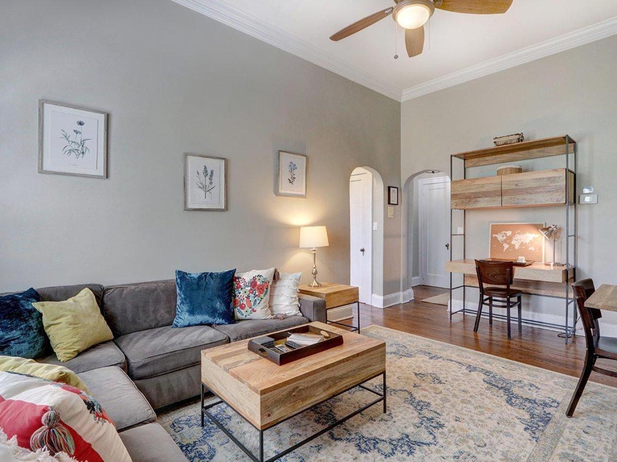 Charm On Liberty Apartment Savannah Exterior photo